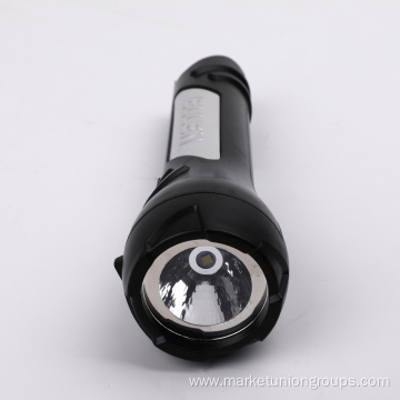 Automatic switch flashlight